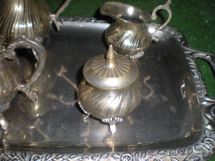 Antig&uuml;edades: bandeja labrada con juego de caf&eacute; - Foto 4