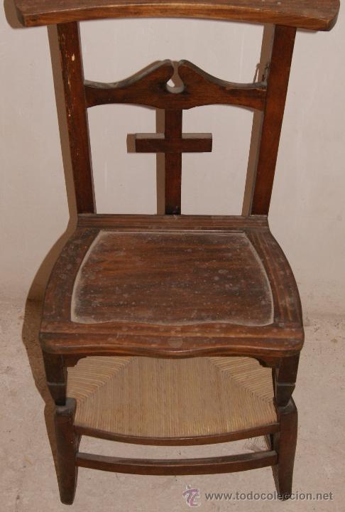 Antig&uuml;edades: Antiguo reclinatorio en madera. - Foto 1