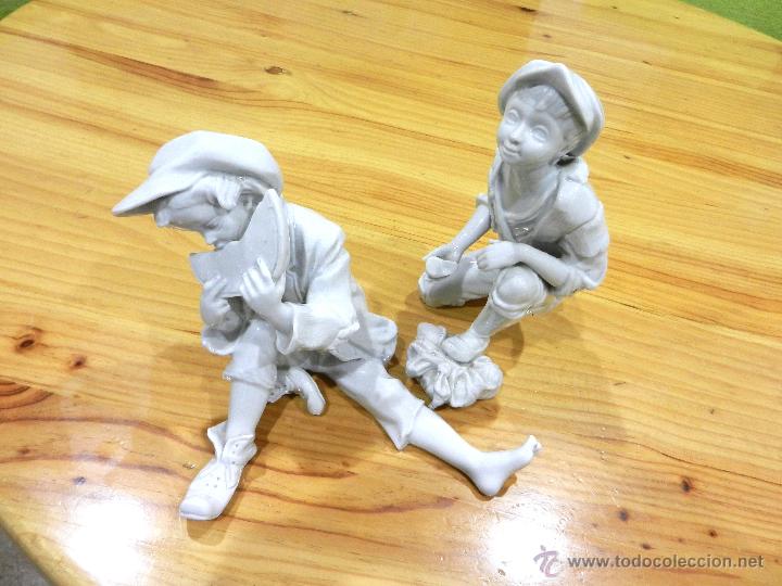 Antig&uuml;edades: 2 figuras en porcelana, 21 cms. - Foto 1