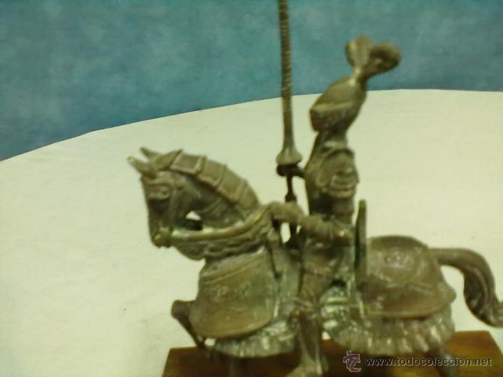 Antig&uuml;edades: CABALLERO A CABALLO CON LANZA - Foto 5