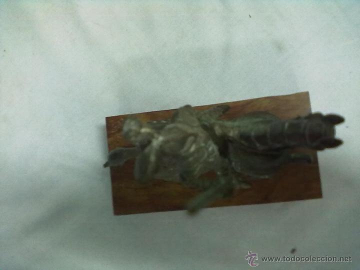Antig&uuml;edades: CABALLERO A CABALLO CON LANZA - Foto 9