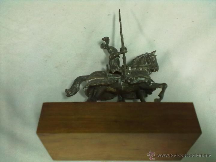 Antig&uuml;edades: CABALLERO A CABALLO CON LANZA - Foto 10