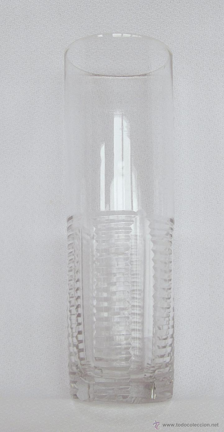 Antig&uuml;edades: 6 Vasos de tubo extralargos, altura 18 cms y di&aacute;metro 5,5 cms.