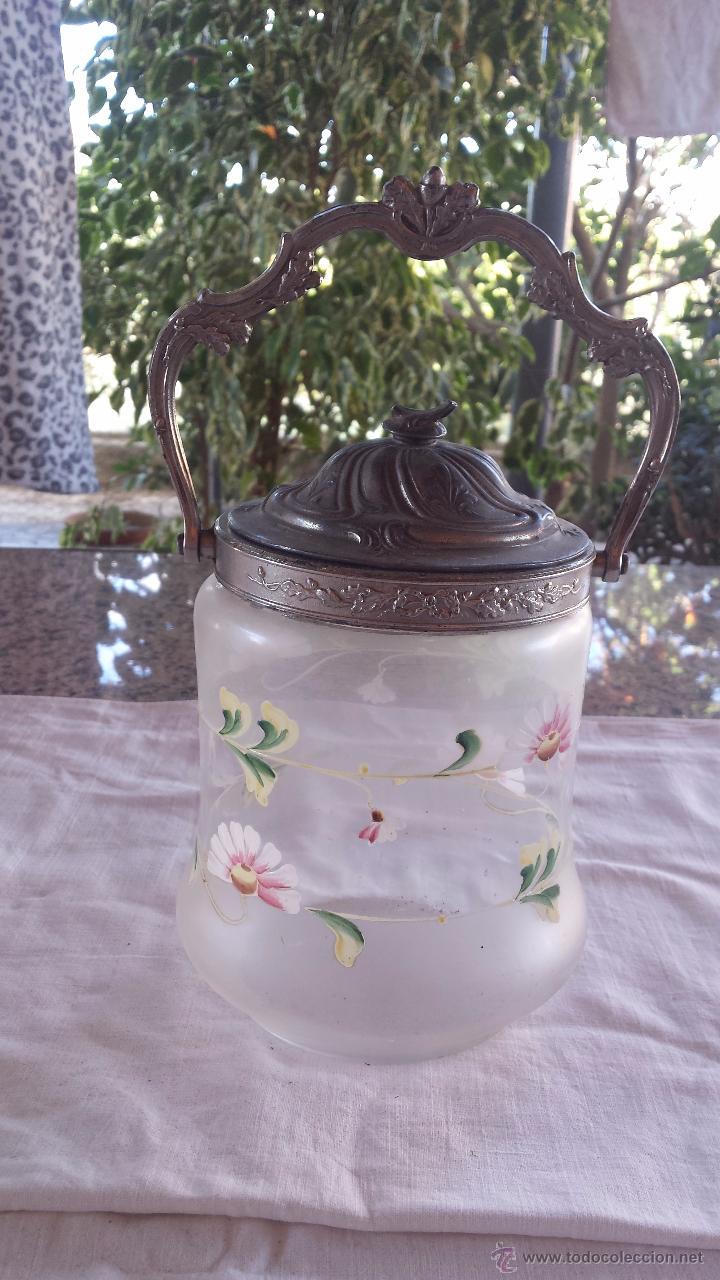 Antiquit&eacute;s: antigua galletera pintada a mano.