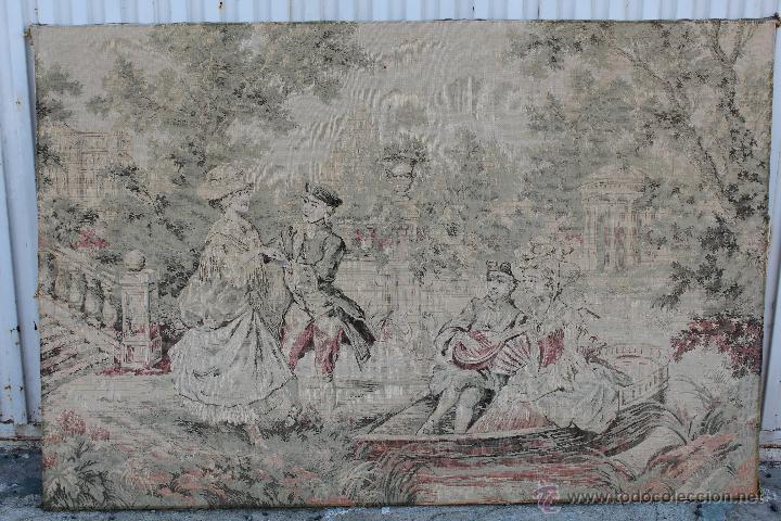 Antig&uuml;edades: TAPIZ CON ESCENAS DE GALANTERIA - Foto 3