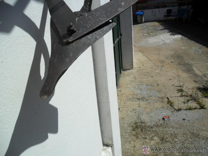 Antig&uuml;edades: ARADO EN HIERRO DE FORJA ANTIGUO - Foto 6