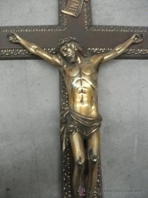Antig&uuml;edades: CRUCIFIJO GRANDE DE BRONCE - Foto 2