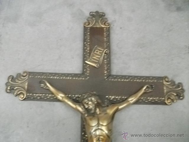 Antig&uuml;edades: CRUCIFIJO GRANDE DE BRONCE - Foto 3