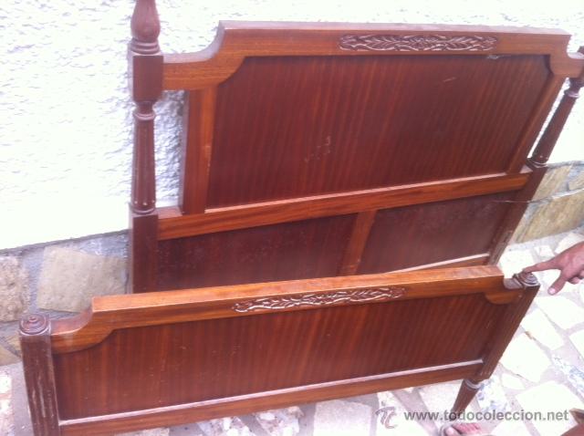 Antig&uuml;edades: CAMA DE MADERA - Foto 1