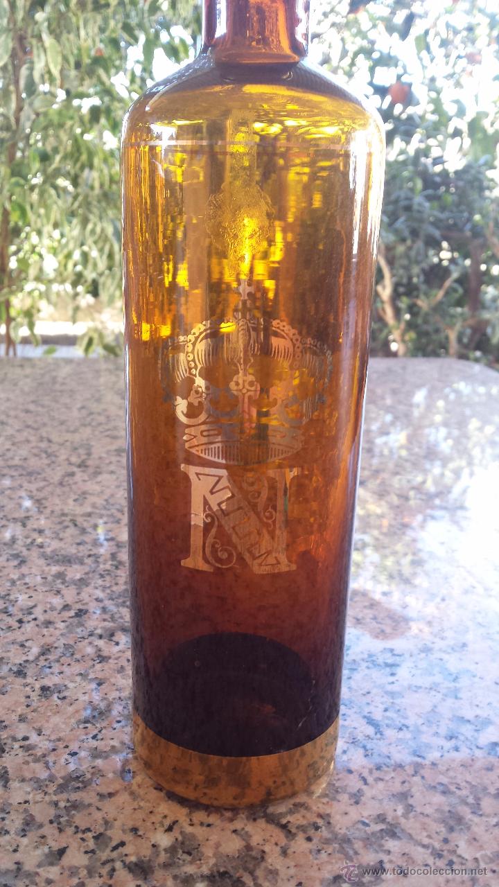 Oggetti Antichi: antigua botella en ambar y decoracion en oro.