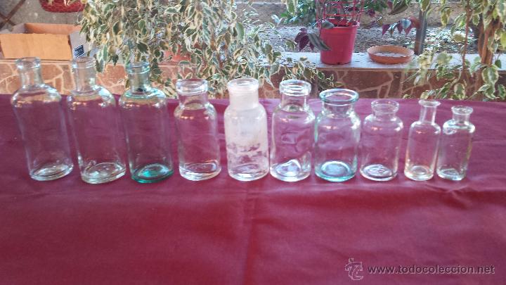 Antig&uuml;edades: antiguo lote de botella de cristal transparente. - Foto 1