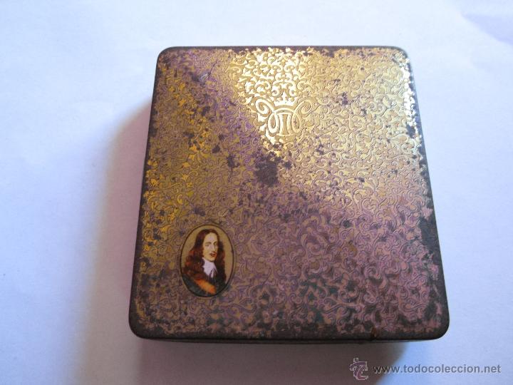 Antiquit&eacute;s: CAJA METALICA WILLEN  2  A&Ntilde;OS 40