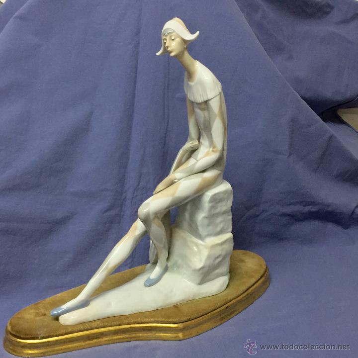 Antig&uuml;edades: ARLEQUIN LLADRO CON BASE MADERA PERFECTO ESTADO - Foto 1
