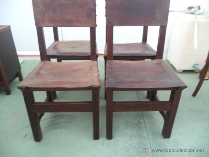 Antig&uuml;edades: 4 sillas rusticas - Foto 3