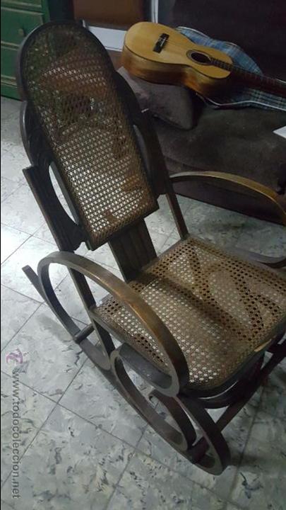 Antig&uuml;edades: ANTIGUA MECEDORA TIPO THONET - Foto 2