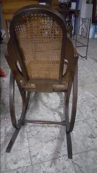 Antig&uuml;edades: ANTIGUA MECEDORA TIPO THONET - Foto 3