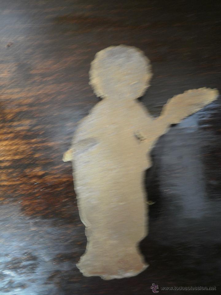 Antig&uuml;edades: Figura de santa de bronce. - Foto 2