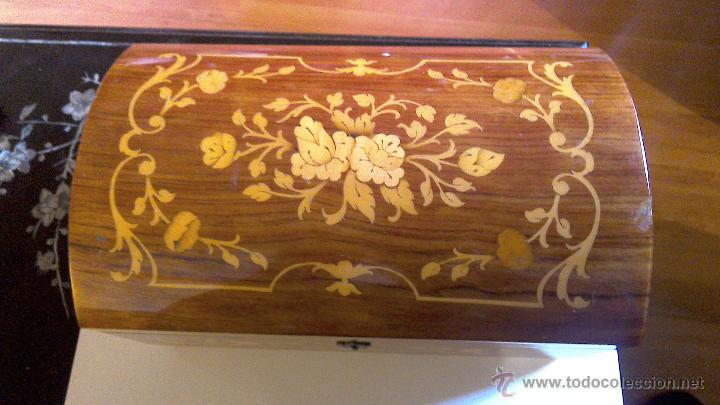 Antig&uuml;edades: Caja musical italiana - Foto 2