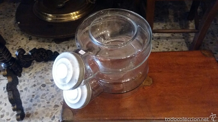 Antig&uuml;edades: Antigua caramelera - Foto 1