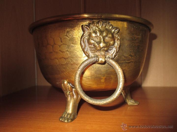 Antig&uuml;edades: RECIPIENTE DE LATON - Foto 1