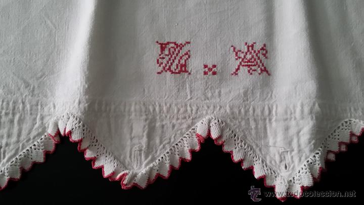 Antig&uuml;edades: Funda bordada siglo XIX - Foto 5