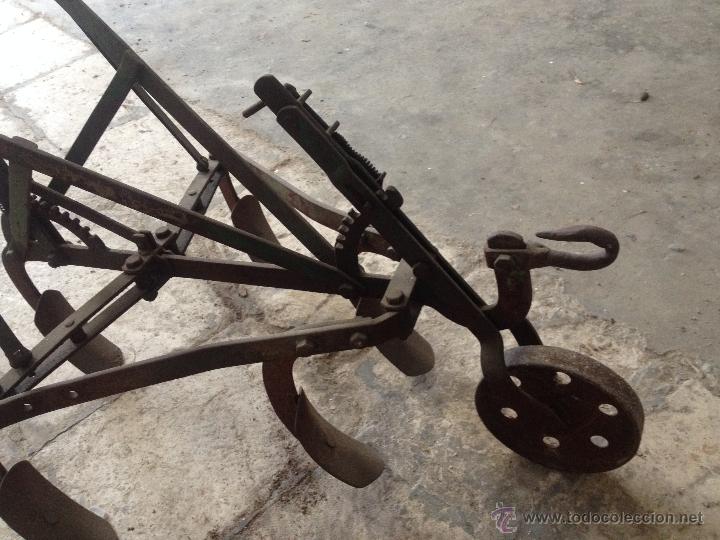 Antig&uuml;edades: ARADO DE HIERRO COMPLETO ANTIGUO - Foto 2