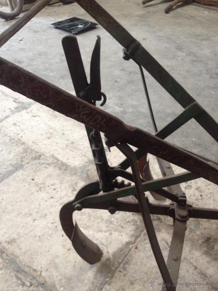 Antig&uuml;edades: ARADO DE HIERRO COMPLETO ANTIGUO - Foto 7