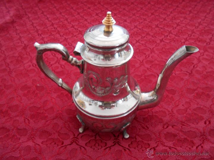 Antig&uuml;edades: JUEGO DE TE ARABE CON BANDEJA - Foto 3