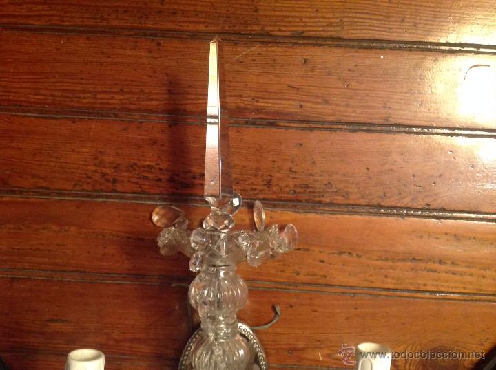 Antig&uuml;edades: aplique de dos luces de cristal con pinaculo (2) - Foto 10