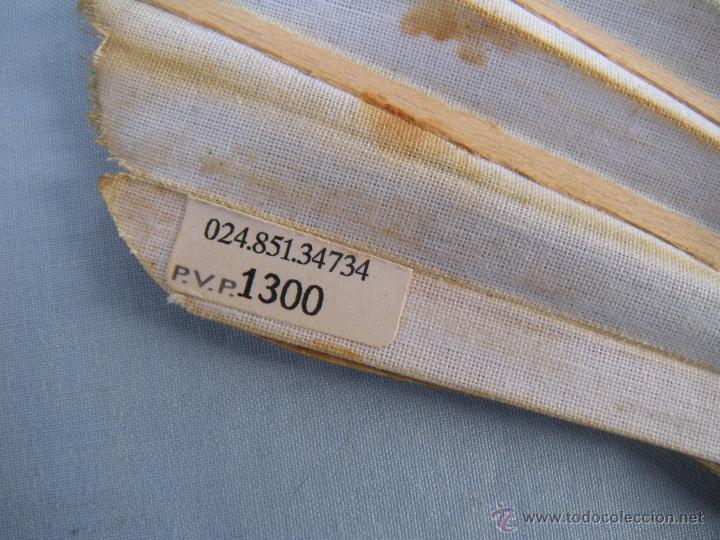 Antig&uuml;edades: ABANICO DE MADERA - Foto 4