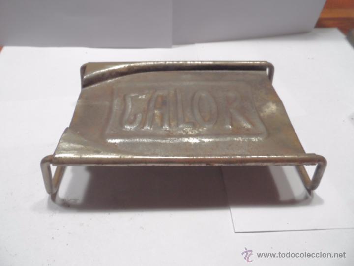 Antig&uuml;edades: SOPORTE PLANCHA CALOR - Foto 2
