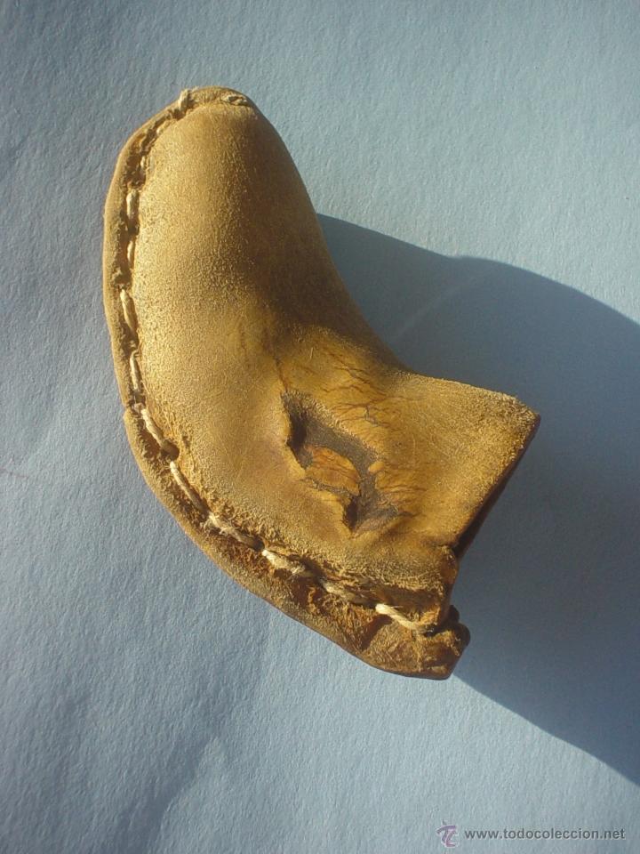 Antig&uuml;edades: DEDIL CUERO DE SEGADOR - DEDAL - Foto 1