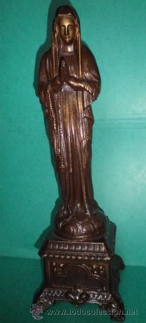 Antig&uuml;edades: Virgen en metal (40 cms.) - Foto 1