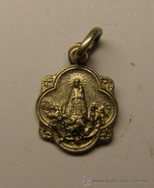 Antig&uuml;edades: Medalla religiosa de la Virgen del Rocio. - Foto 1