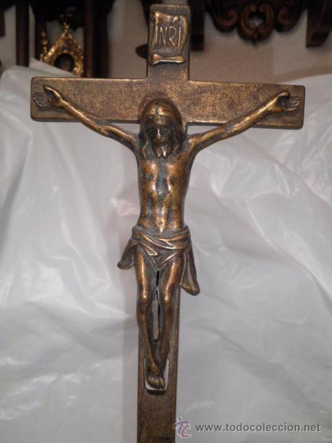 Antig&uuml;edades: CRUZ EN BRONCE (45 CMS.) - Foto 2
