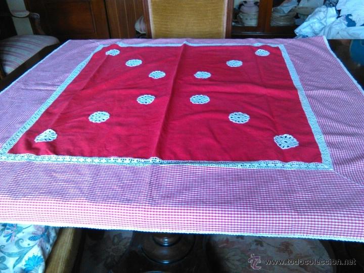 Antig&uuml;edades: ANTIGUO Y ORIGINAL MANTEL, CON CROCHET. - Foto 1