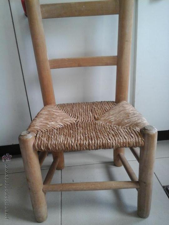 Antig&uuml;edades: Silla infantil - Foto 1