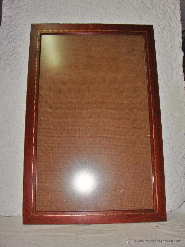 Antig&uuml;edades: Marco de madera. (51 cm x 33,5 cm) - Foto 1