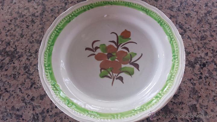 Antig&uuml;edades: antiguo plato de manises, pintado a mano - Foto 1