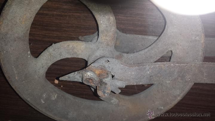 Antig&uuml;edades: POLEA POZO 24 CMS. - Foto 2