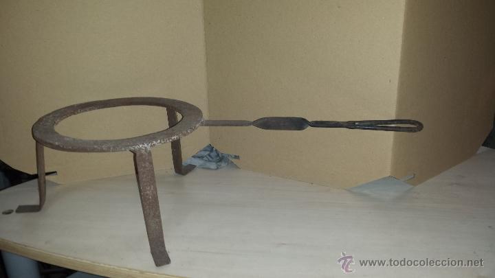 Antig&uuml;edades: TREBEDE 58CMS - Foto 1