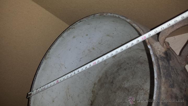 Antig&uuml;edades: OLLA ANTIGUA DE HIERRO - Foto 4