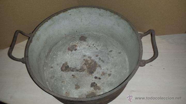 Antig&uuml;edades: GRAN CAZUELA ANTIGUA DE HIERRO - Foto 3