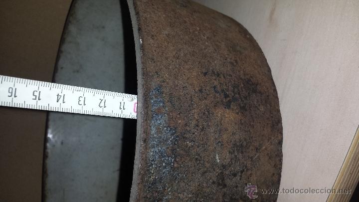 Antig&uuml;edades: GRAN CAZUELA ANTIGUA DE HIERRO - Foto 4