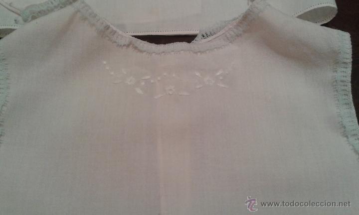 Antig&uuml;edades: LOTE DE SEIS CAMISITAS DE BEB&Eacute;. - Foto 4