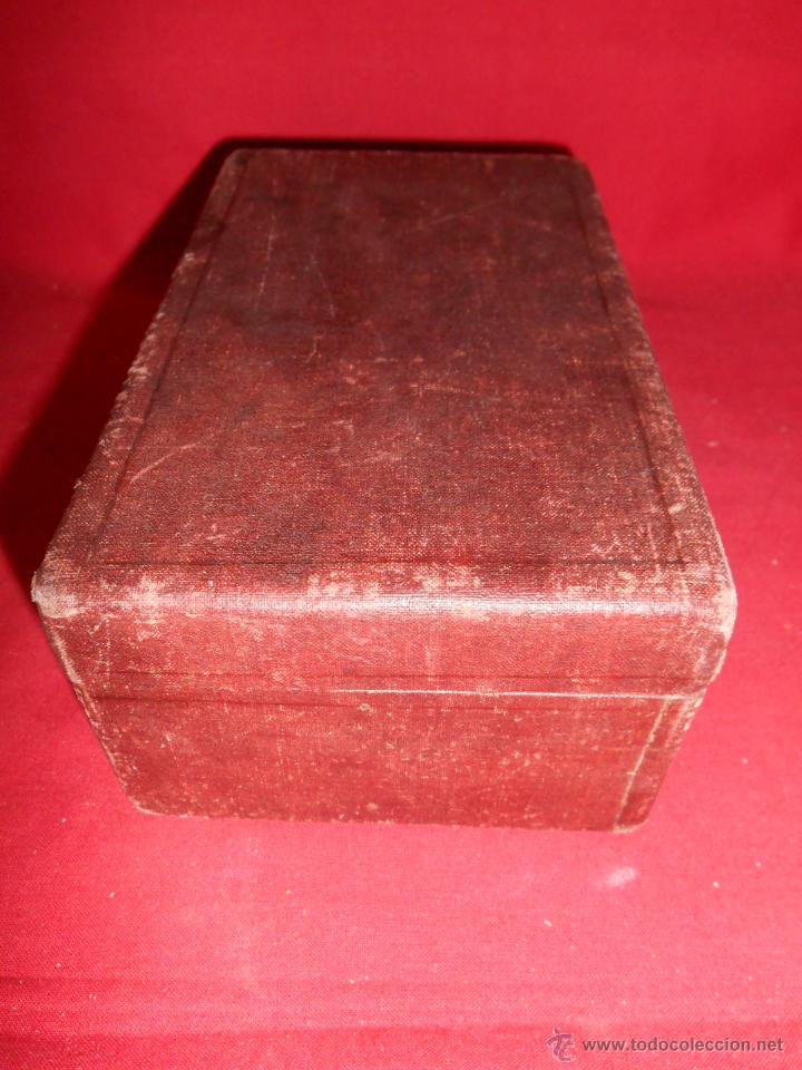 Antig&uuml;edades: ANTIGUA CAJA DE MADERA FORRADA - Foto 8