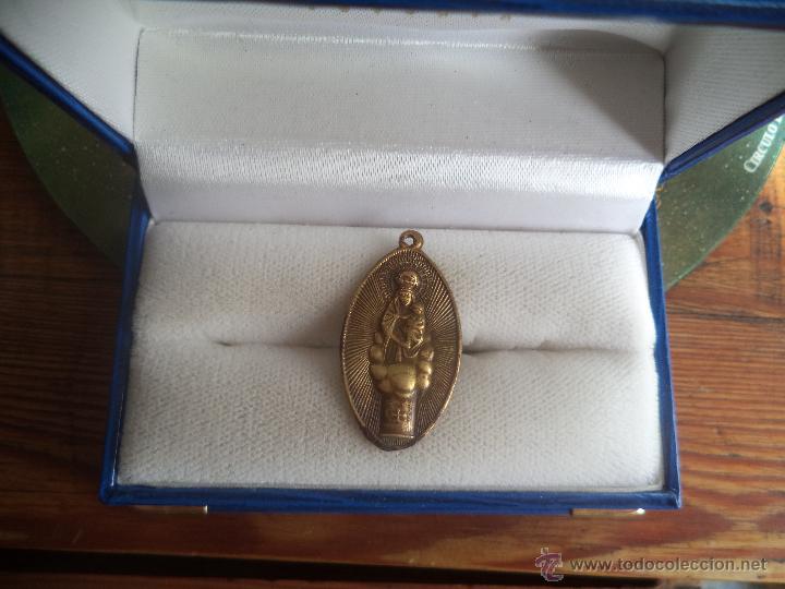 Antig&uuml;edades: Medalla religiosa metal. - Foto 1