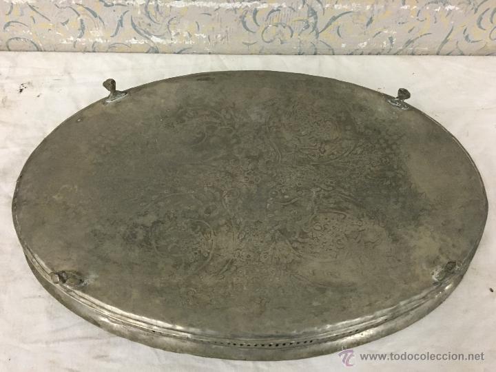 Antig&uuml;edades: BANDEJA ALPACA OVALADA TALLADA - Foto 3