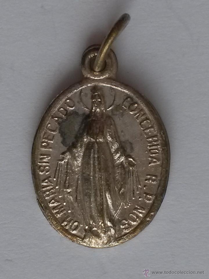 Antig&uuml;edades: Medalla ,virgen inmaculada de 1,8 x 1,2 cms - Foto 1