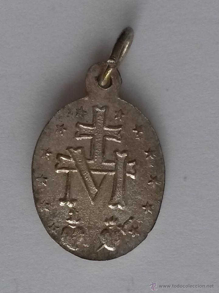 Antig&uuml;edades: Medalla ,virgen inmaculada de 1,8 x 1,2 cms - Foto 2
